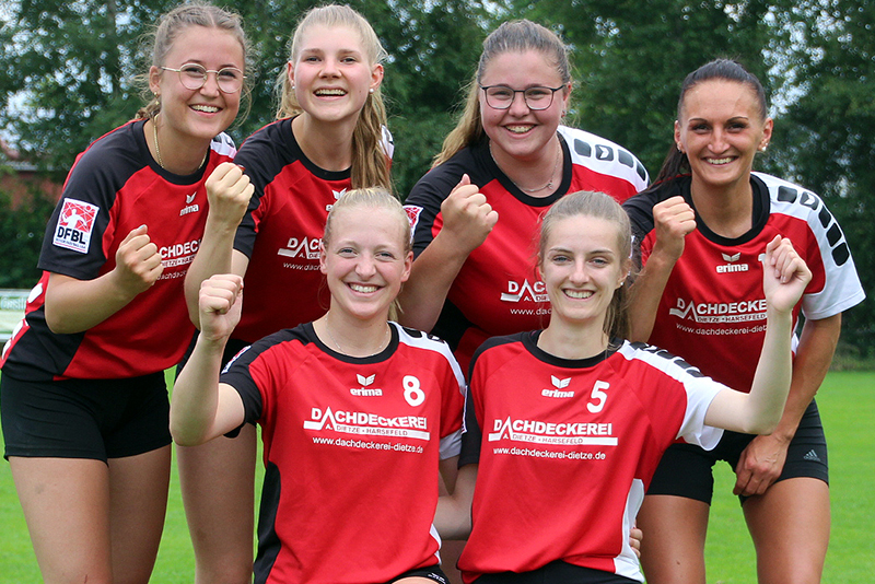 Helke Meyer, Monja Schlichting, Celine Brey, Olga Riske (hinten von link), Vivien Werner und Leann-Vivien Leimann (vorne von links)